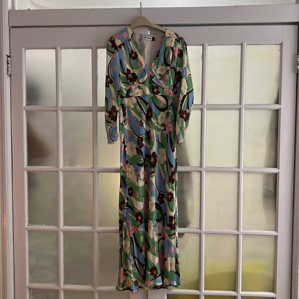 Rixo dress. Florals in green pink blue and yellow. Super fun in a size small